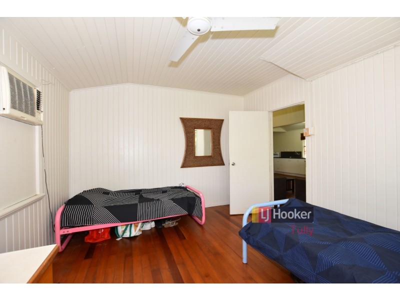 11 Trower Street, Tully QLD 4854