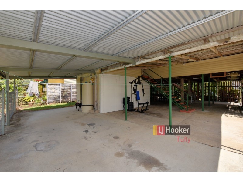 11 Trower Street, Tully QLD 4854