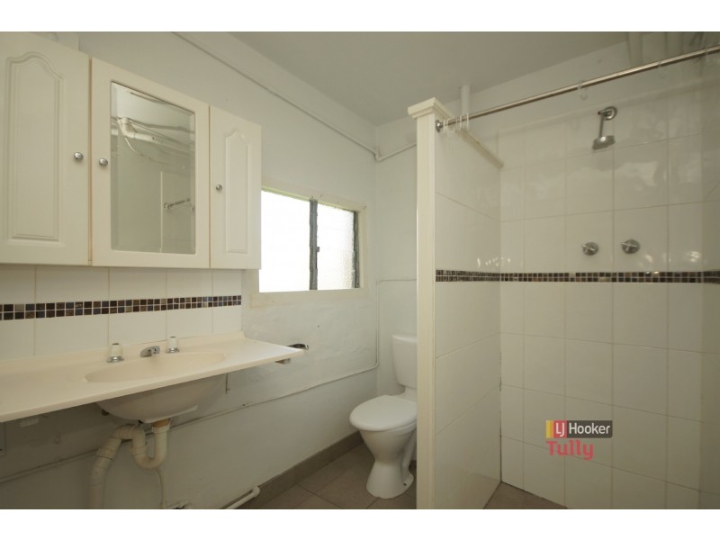 95 Bryant Street, Tully QLD 4854