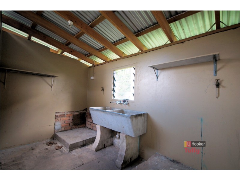 95 Bryant Street, Tully QLD 4854