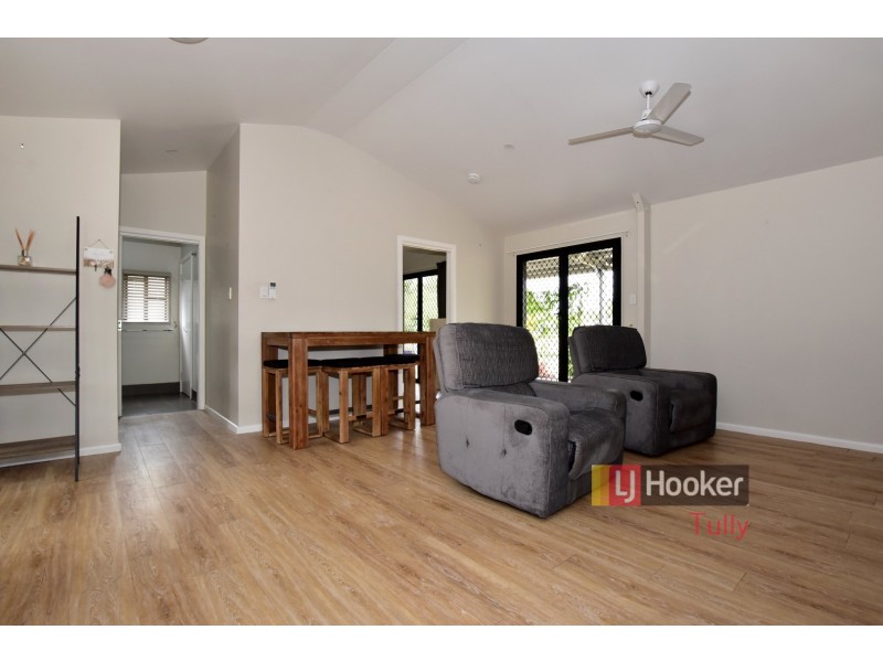 16 Muir Street, Tully Heads QLD 4854