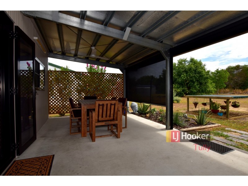 16 Muir Street, Tully Heads QLD 4854