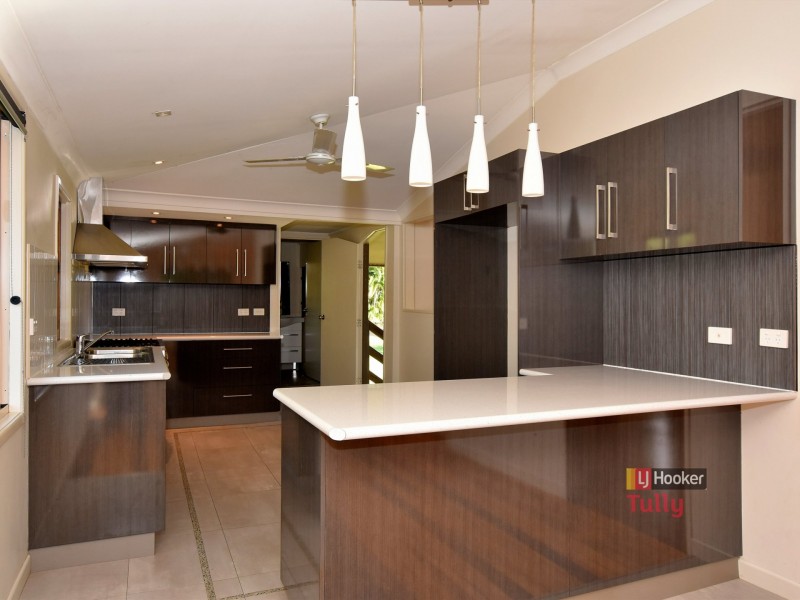 5 Blackman Street, Tully QLD 4854