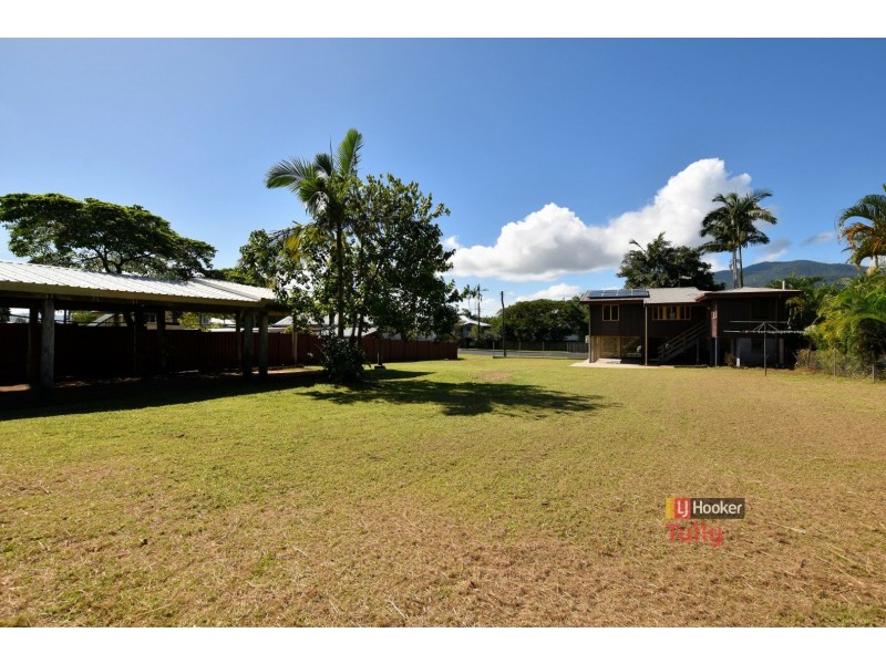 5 Blackman Street, Tully QLD 4854