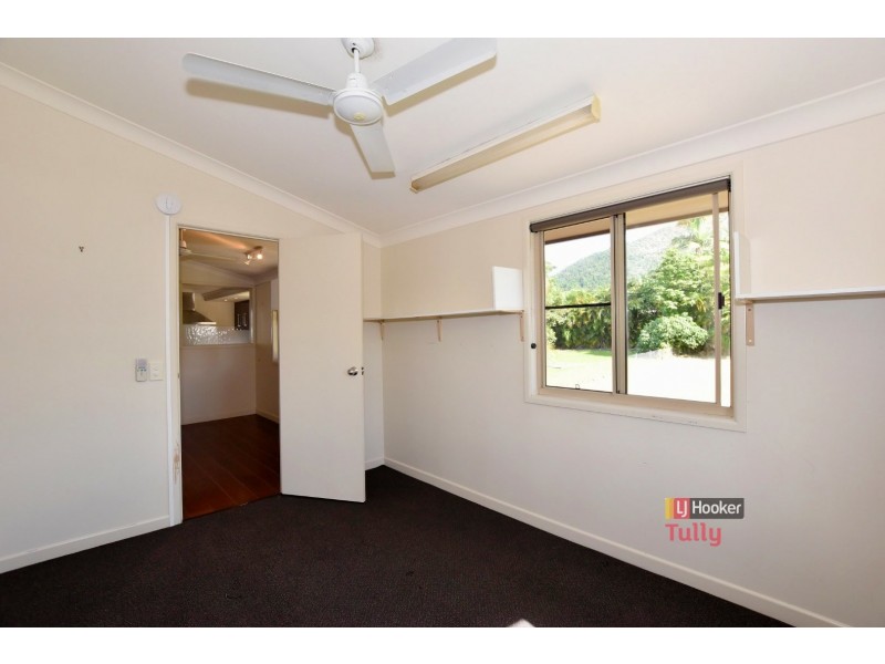 5 Blackman Street, Tully QLD 4854