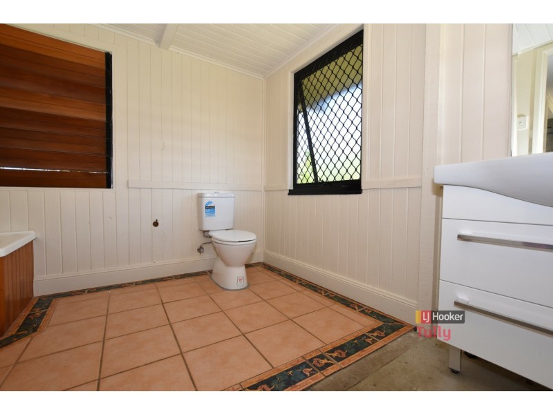 5 Blackman Street, Tully QLD 4854