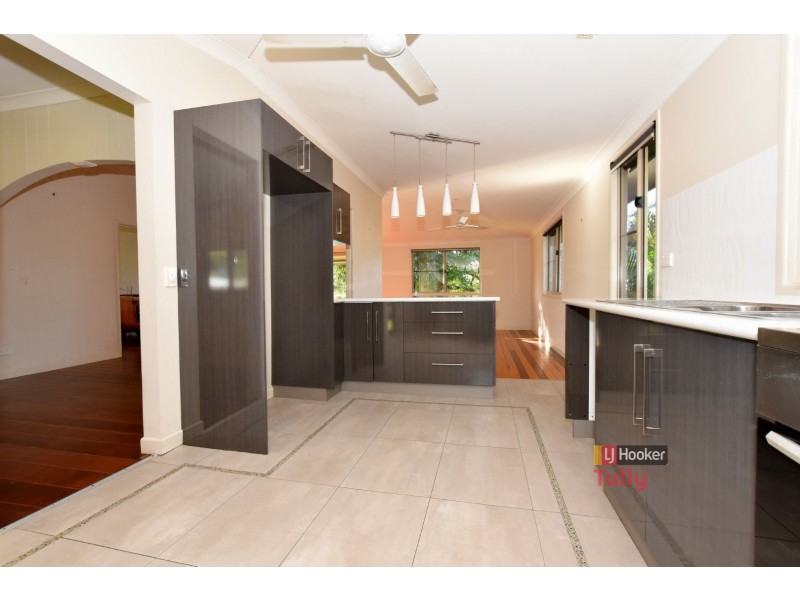 5 Blackman Street, Tully QLD 4854