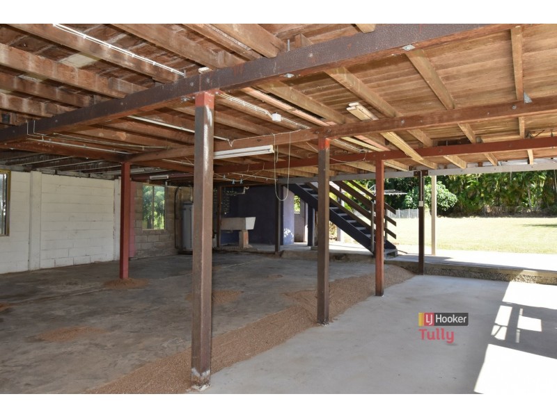 5 Blackman Street, Tully QLD 4854