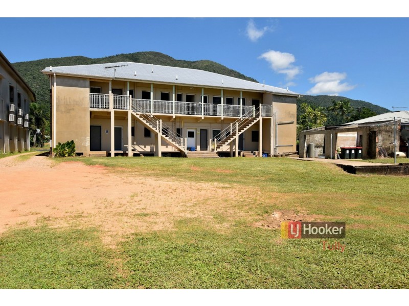 14 Blackman Street, Tully QLD 4854