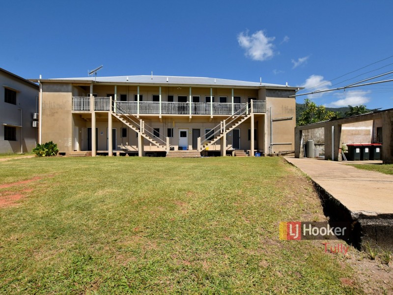 14 Blackman Street, Tully QLD 4854