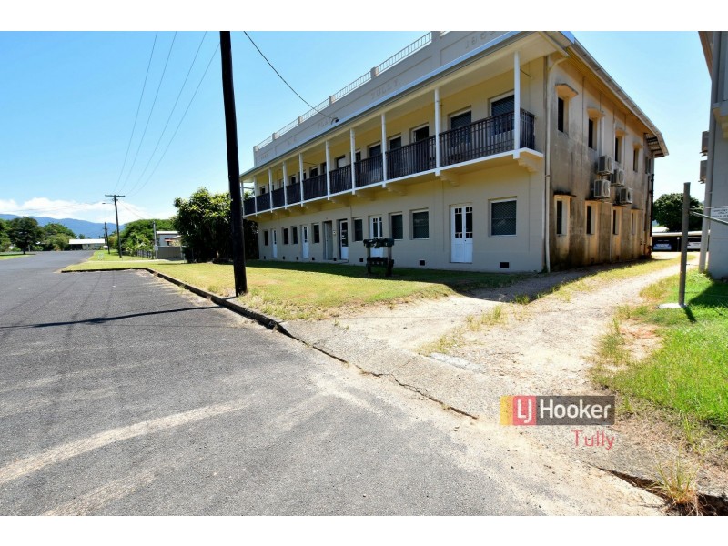 14 Blackman Street, Tully QLD 4854