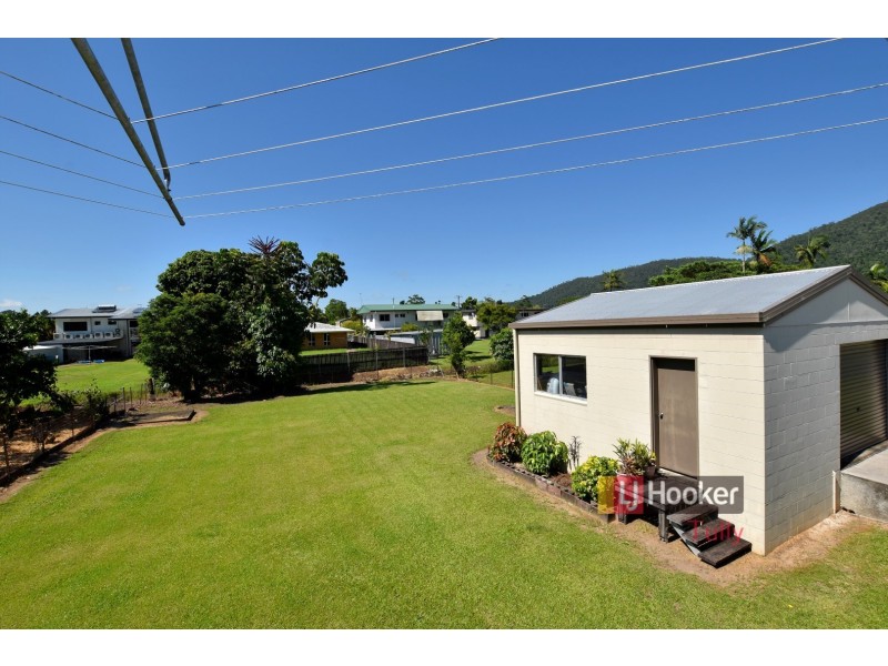 11 King Street, Tully QLD 4854