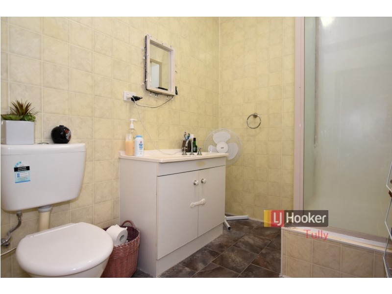 11 King Street, Tully QLD 4854