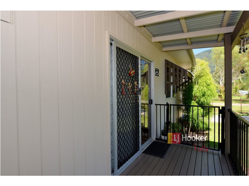 11 King Street, Tully QLD 4854