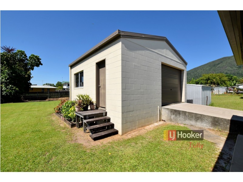 11 King Street, Tully QLD 4854