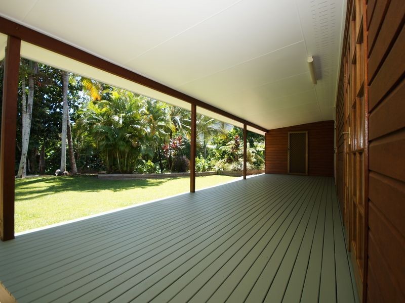 2 Cairns Street, Tully QLD 4854