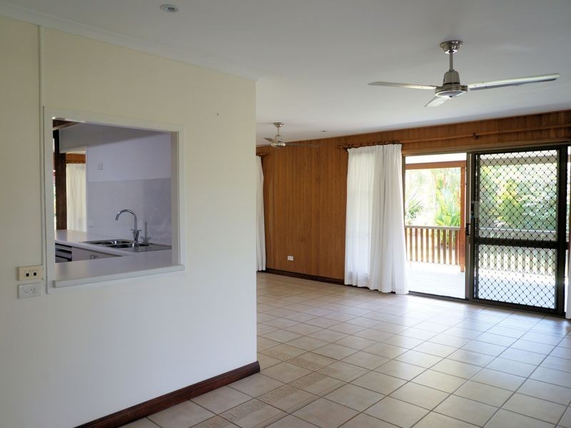 2 Cairns Street, Tully QLD 4854