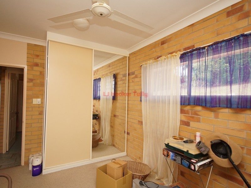 19 Bamber Street, Tully QLD 4854
