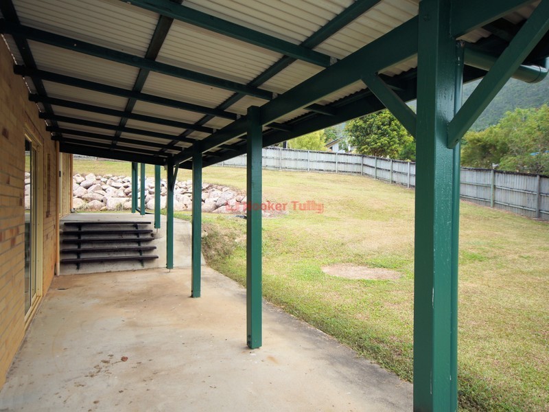 19 Bamber Street, Tully QLD 4854