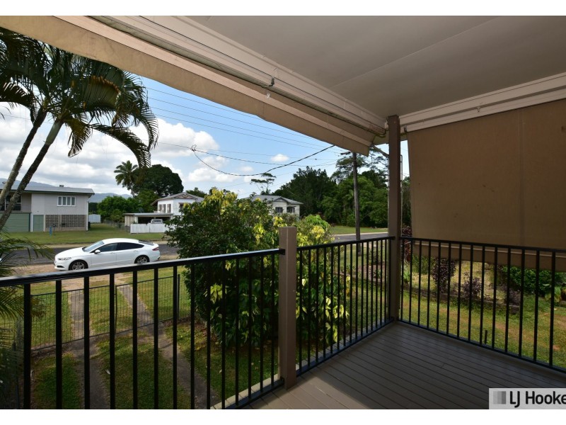 11 King Street, Tully QLD 4854