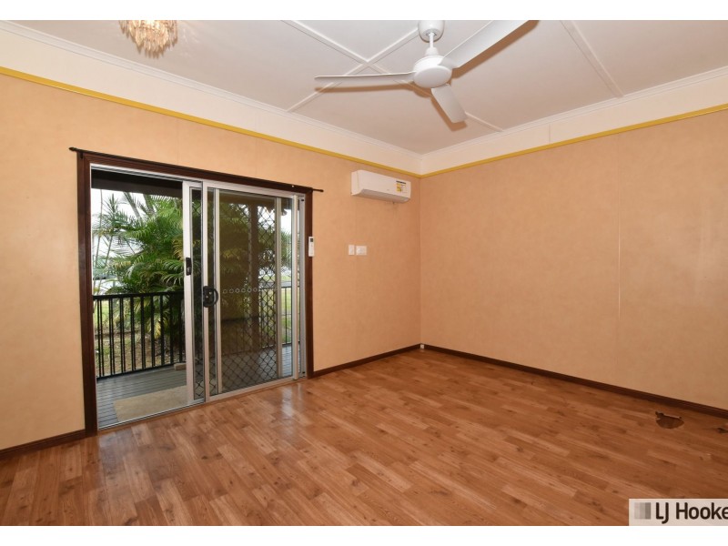 11 King Street, Tully QLD 4854