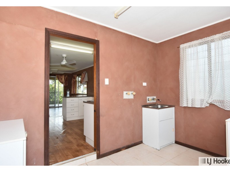 11 King Street, Tully QLD 4854