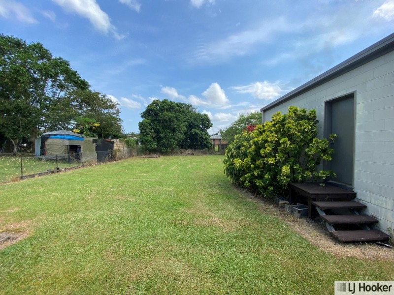 11 King Street, Tully QLD 4854