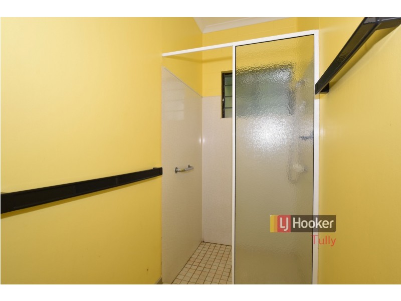 115 Taylor Street, Tully Heads QLD 4854