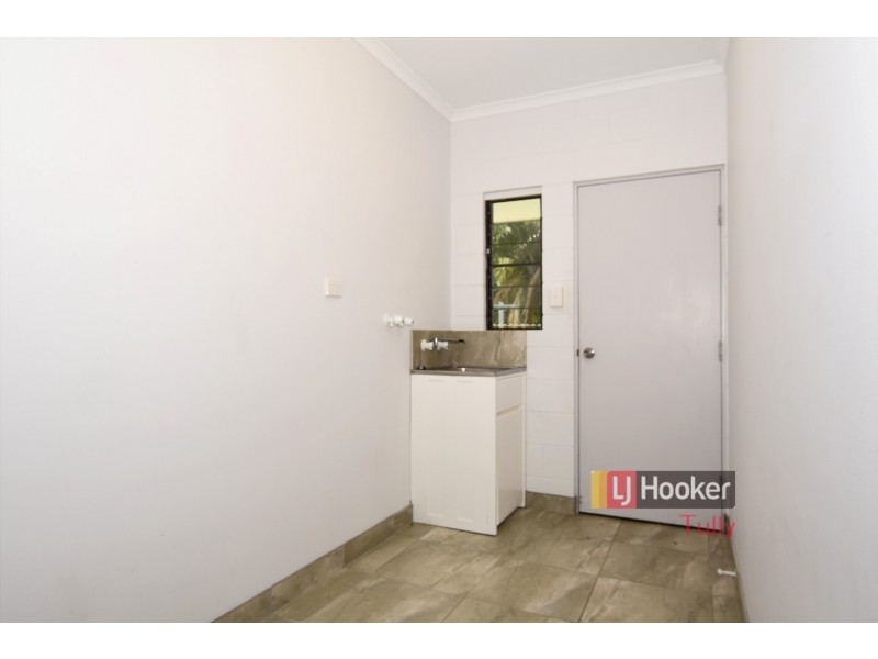 115 Taylor Street, Tully Heads QLD 4854