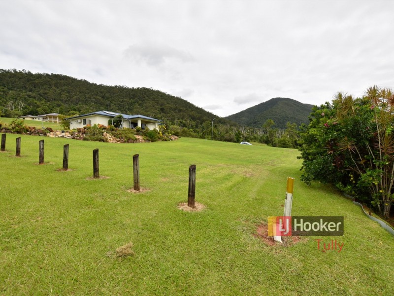 34 Pease Street, Tully QLD 4854