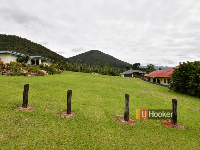 34 Pease Street, Tully QLD 4854