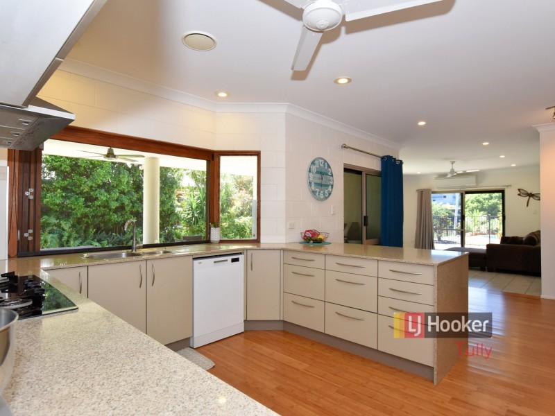 30 Buccaneer Street, South Mission Beach QLD 4852