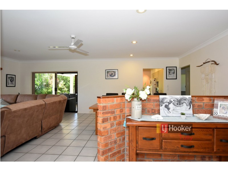 30 Buccaneer Street, South Mission Beach QLD 4852