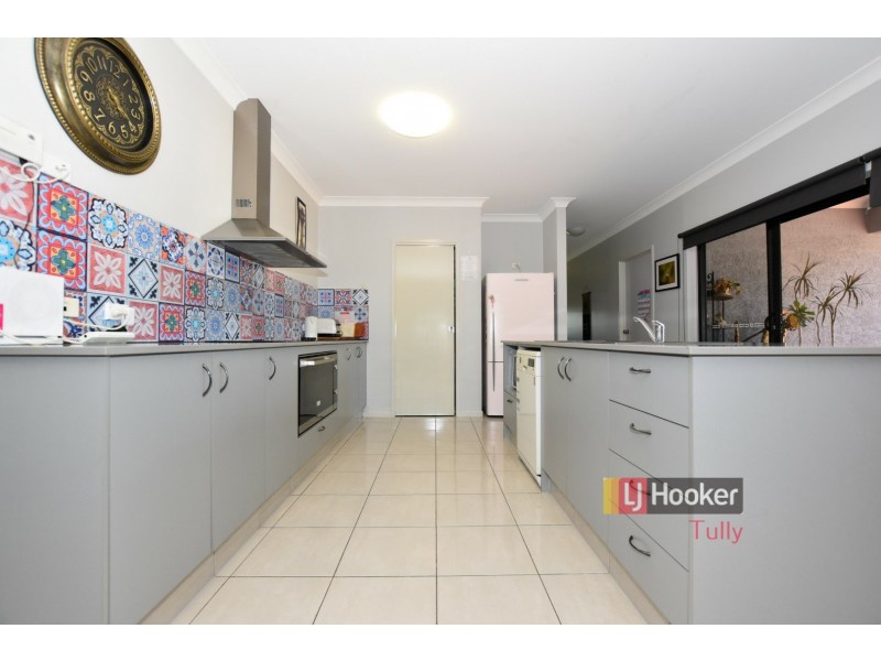 112 Tully Heads Road, Tully Heads QLD 4854