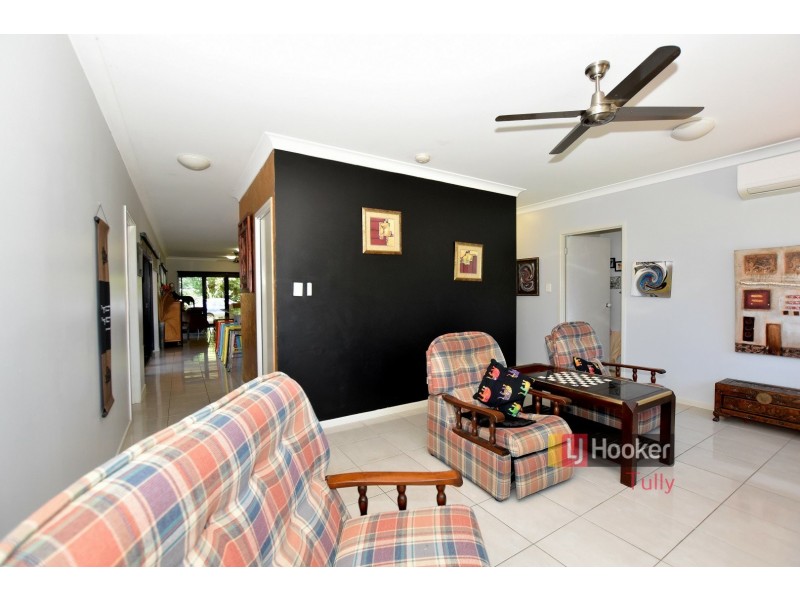 112 Tully Heads Road, Tully Heads QLD 4854