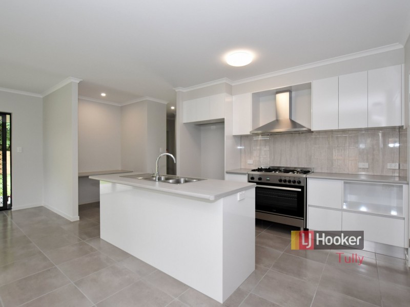 15 Pease Street, Tully QLD 4854
