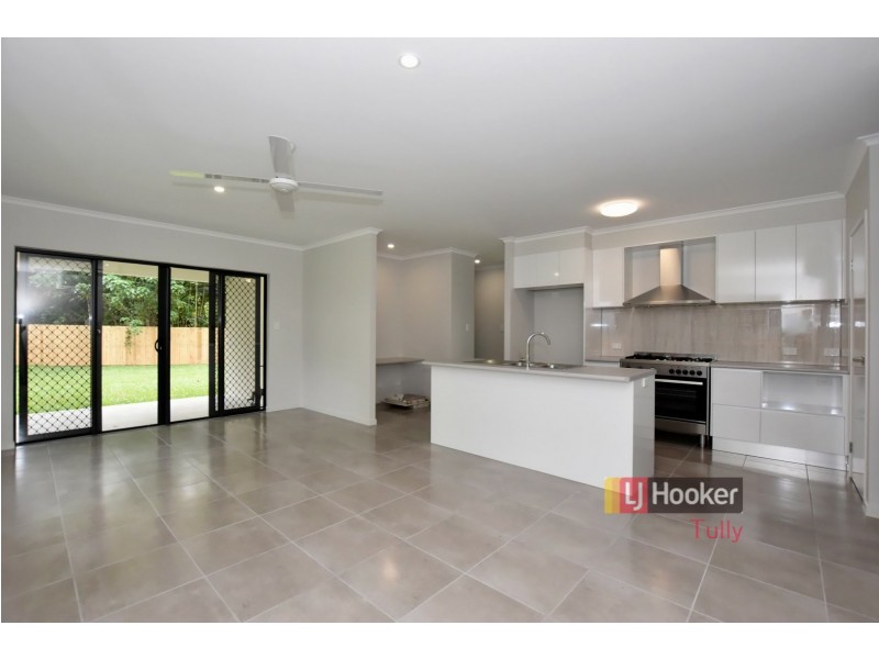 15 Pease Street, Tully QLD 4854