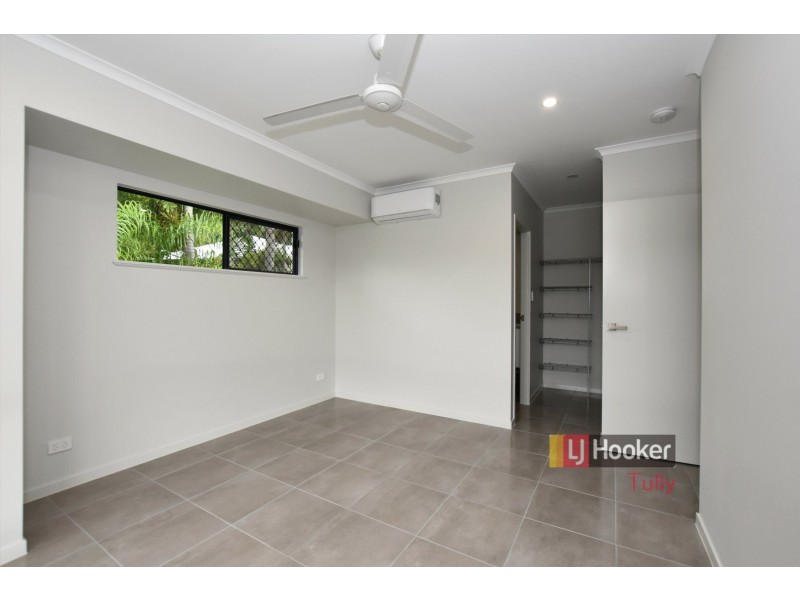 15 Pease Street, Tully QLD 4854