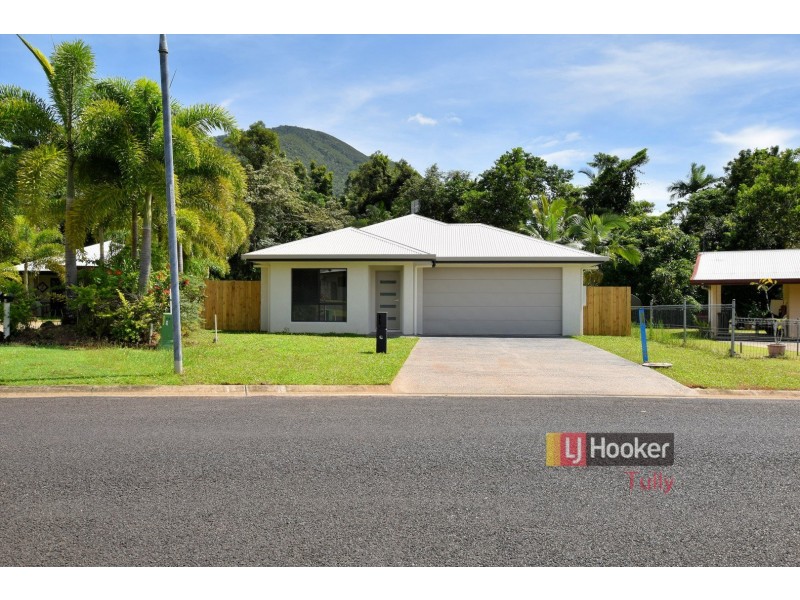 15 Pease Street, Tully QLD 4854
