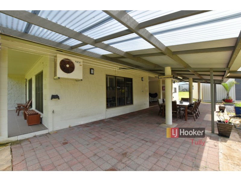 5 Billabong Lane, Tully Heads QLD 4854