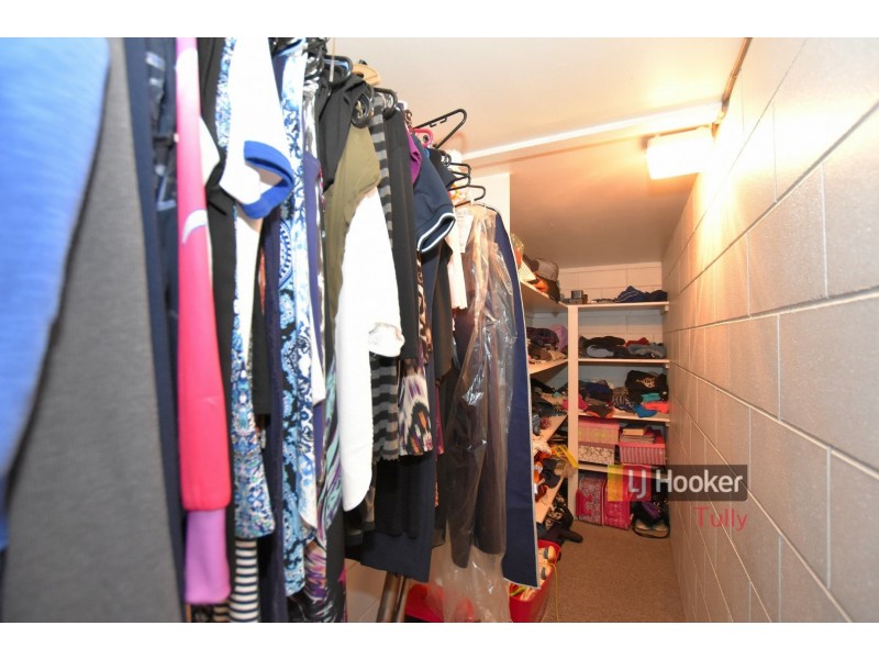 5 Billabong Lane, Tully Heads QLD 4854