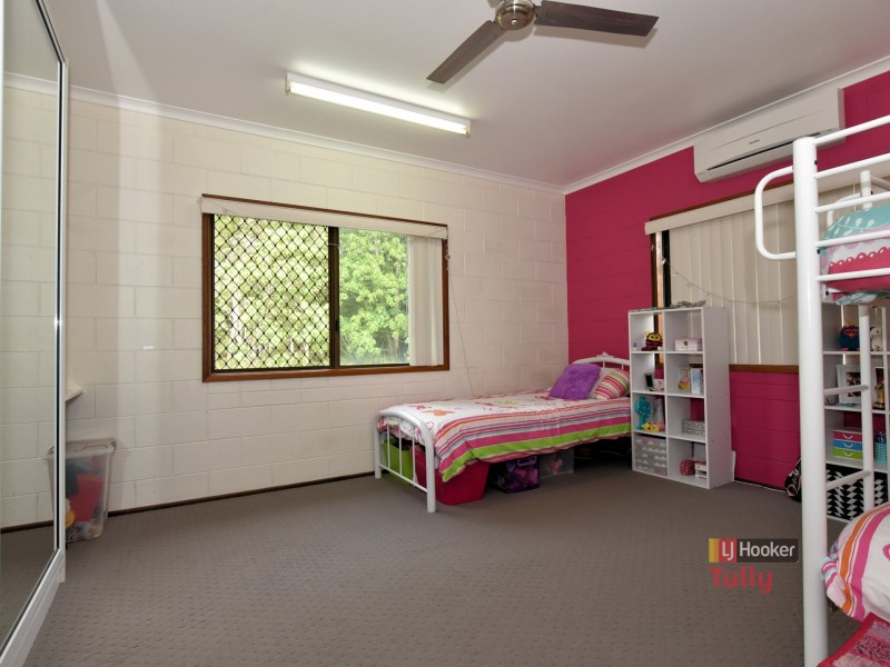 5 Billabong Lane, Tully Heads QLD 4854