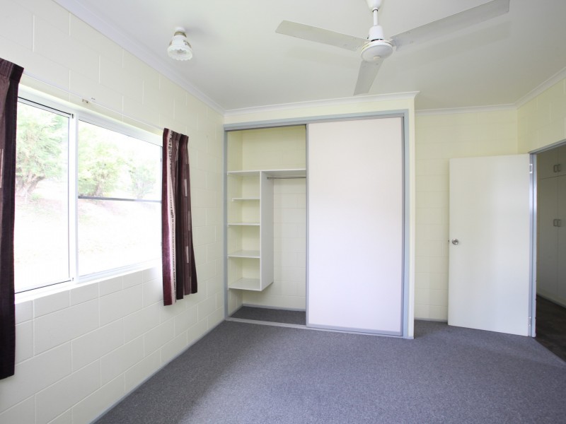 20 Bamber Street, Tully QLD 4854