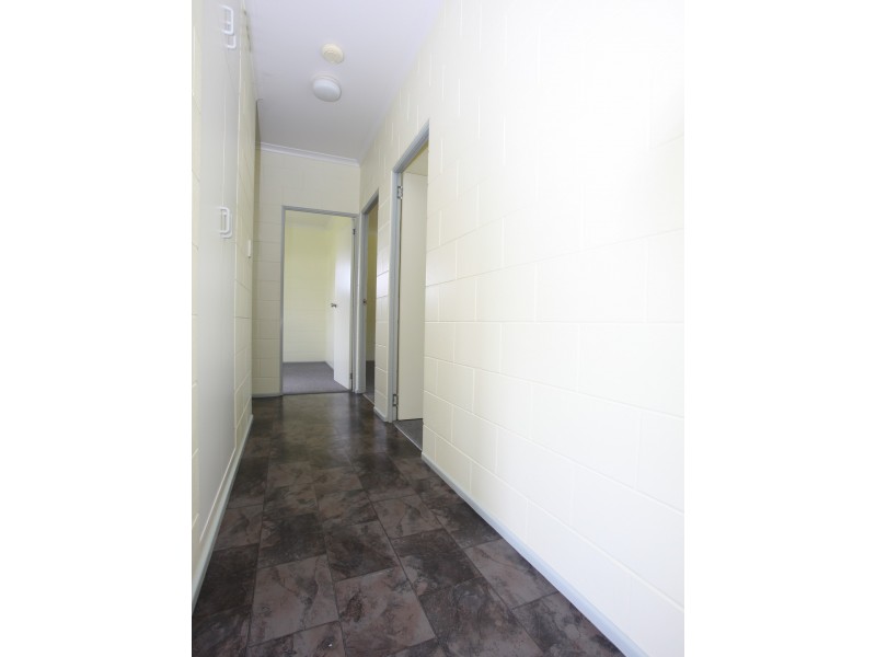 20 Bamber Street, Tully QLD 4854