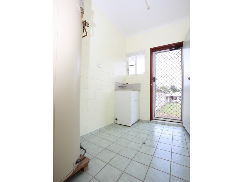 20 Bamber Street, Tully QLD 4854