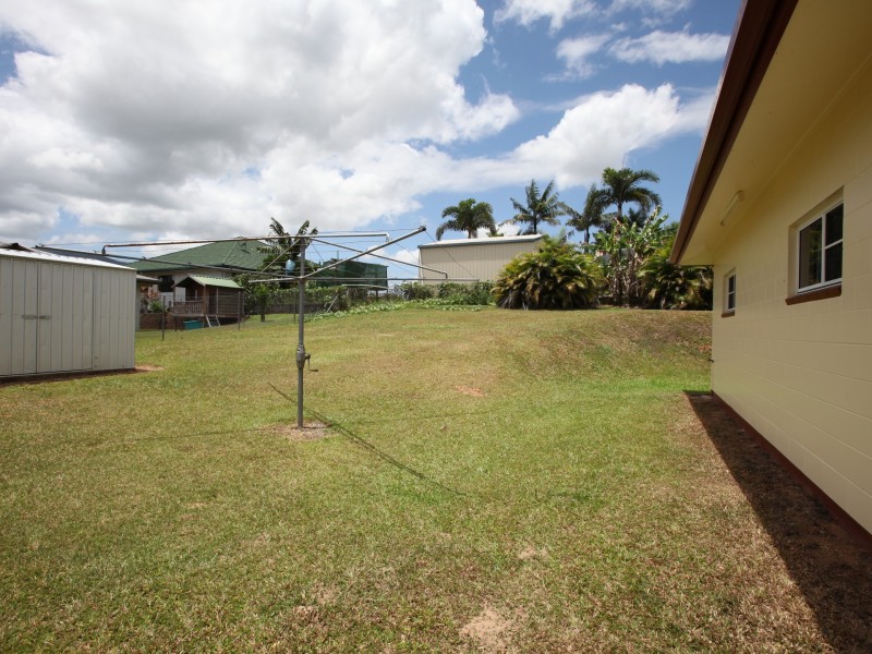 20 Bamber Street, Tully QLD 4854