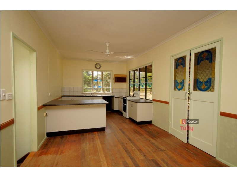 82 North Murray Road, Murray Upper QLD 4854