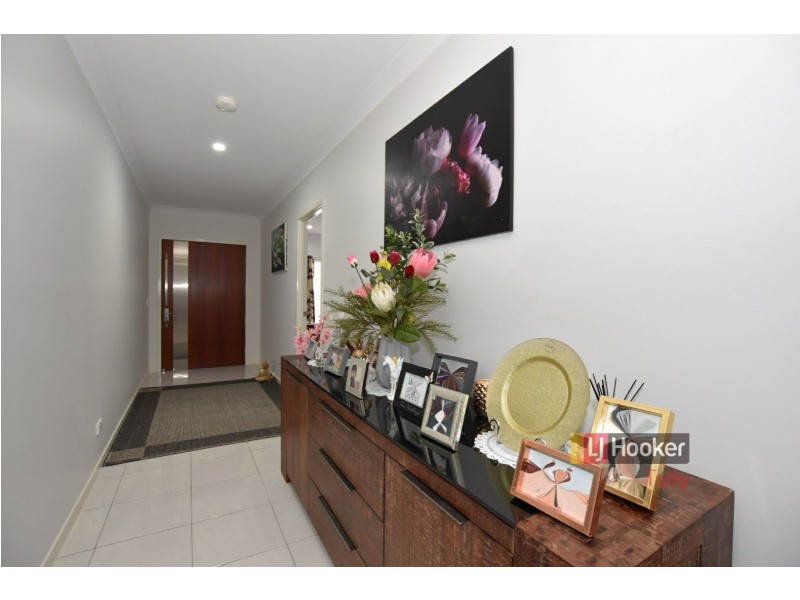 5 Edward Street, Tully QLD 4854