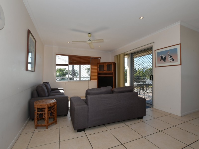 Unit 4/25 Victoria Street, Cardwell QLD 4849