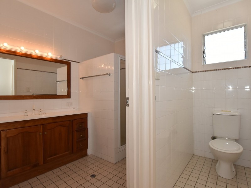 Unit 4/25 Victoria Street, Cardwell QLD 4849